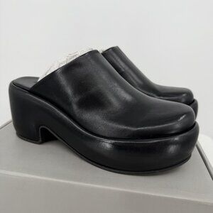 Everlane The Puffa Clog in Black Leather 7 Women's Platform Sip-on Mule